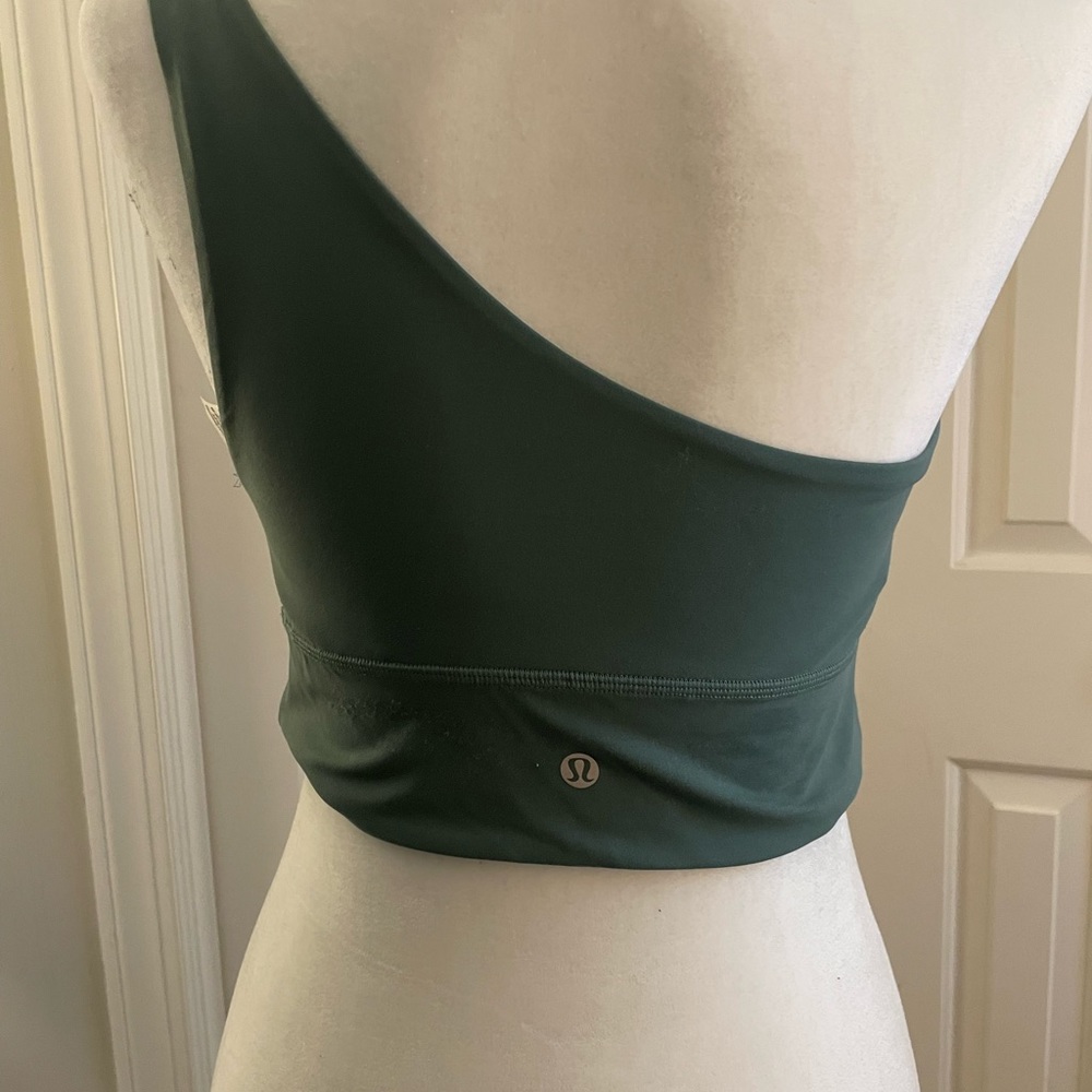 Lululemon hunter green sports bra. Size 10. NWOT